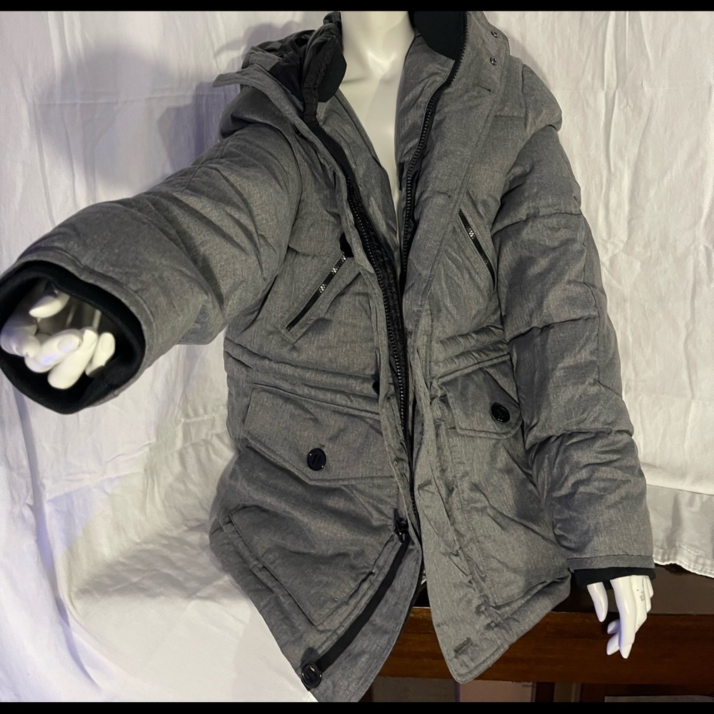 Express Pleated Buffer Jacket